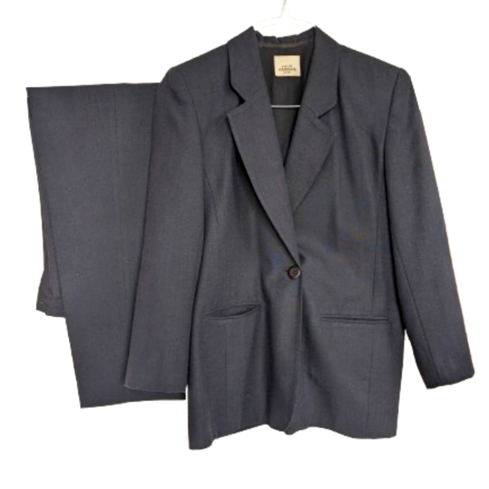 Haggar for her vintage black 2 piece pant suit size 6